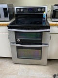 Whirlpool Gold Series Double Oven & Glass Top Electric Range 29.5in Wide, 25in Deep, 46.5in Tall
