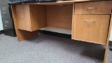 Desk 60in x 29in x 29in