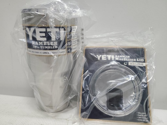YETI Rambler 30 oz Tumbler & Mag Slider Lid