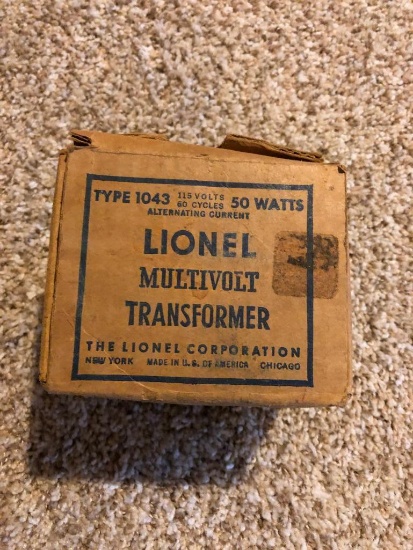 Near NOS Lionel Multivolt Transformer Type 1043 w/ Original Box