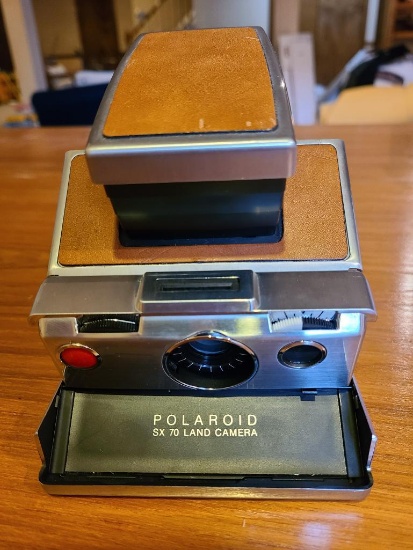 Vintage Polaroid SX 70 Land Camera w/ FlashBar