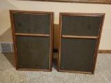 Vintage Pair of Wharfedale Stereo Speakers W60E