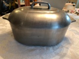 MagnaLite 8 Qt. Aluminum Roaster Pot