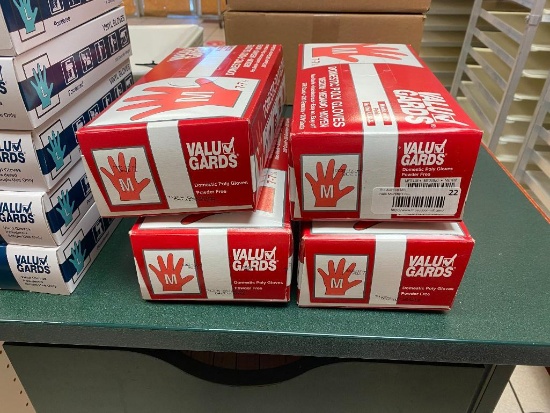 4 Boxes of 200 (800) Vinyl Gloves, Powder Free, Size M by Value Gard