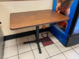 Restaurant Table w/ Single Pedestal