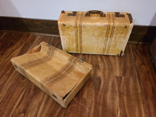 (2) Vintage Suitcases 21" x 13" x 7" & 5" Deep