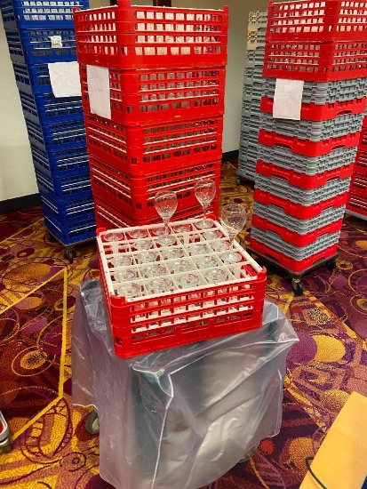 200 Wine Glasses, 10oz, 8 Racks of 25/Rack w/ Glass Rack Dolly