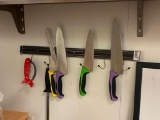 Magnetic Knife Rack w/ 4 Kitchen Knives, 1 Sharpener