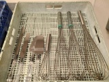 Utensils, 4 Whisks, 2 Spatulas and 2 Knives