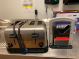 4 Slice Toaster and Bagel Cutter