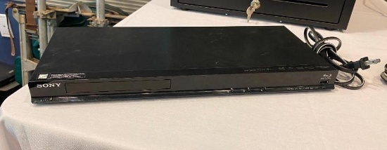 Sony BDP-S380 Blu-Ray Disc / DVD Player