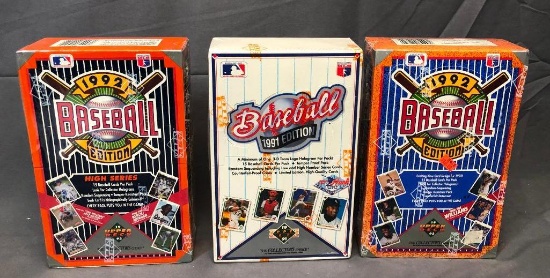 (3) Upper Deck Wax Packs - 1991 & 1992 The Collector's Choice 3D Team Holograms and Baseball Cards -