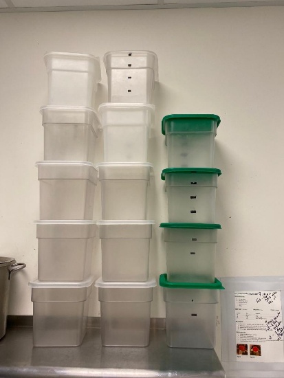 14 - 4 Quart Cambro Food Containers w/ Lids