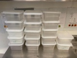 Lot of 17 Cambro 2-Quart Food Containers w/ Lids