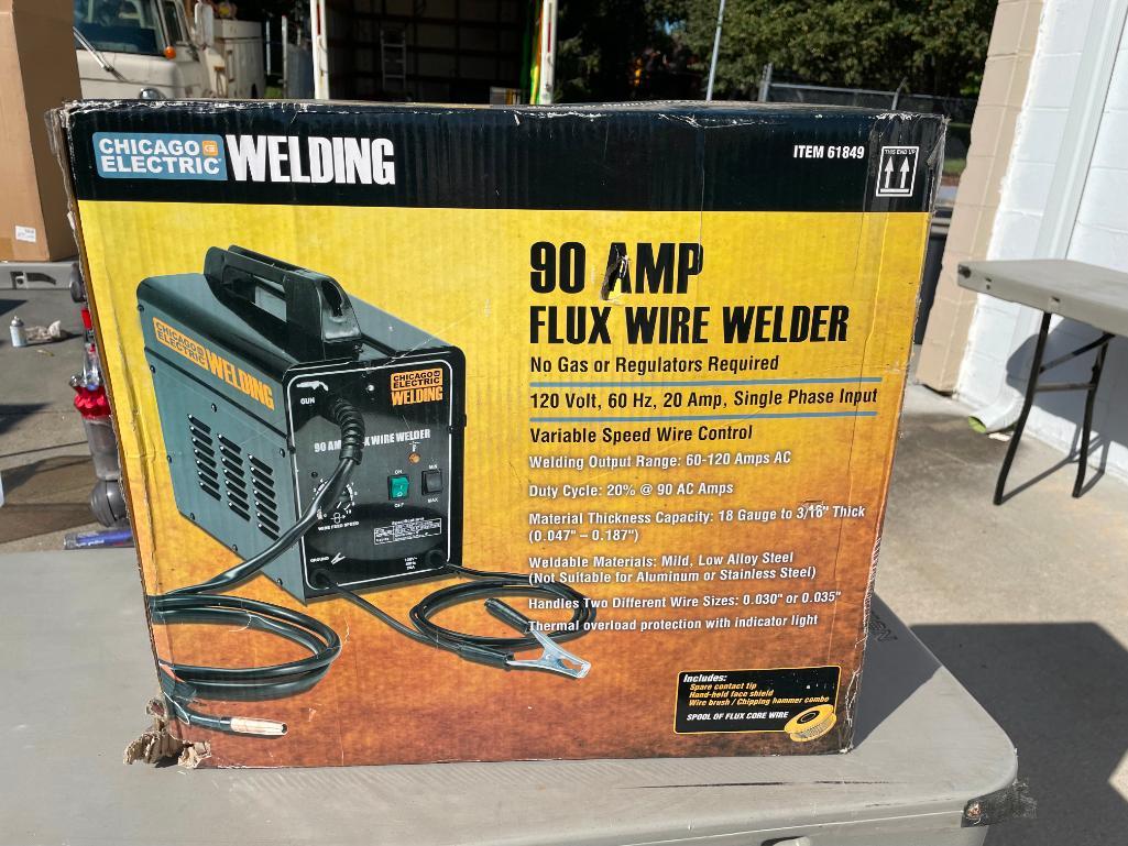 NEW Chicago Electric Welding 90amp Flux Wire | Proxibid