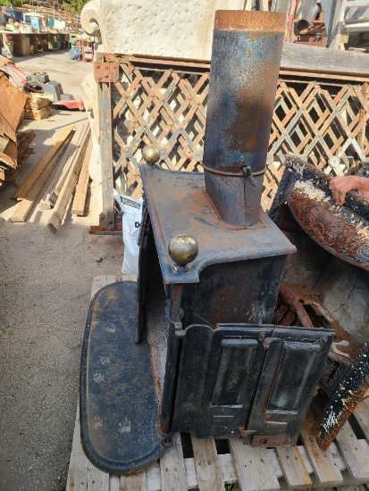 Franklin Cast Iron Wood Stove