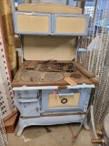 Antique Porcelain Cook Stove by Akalamazoo