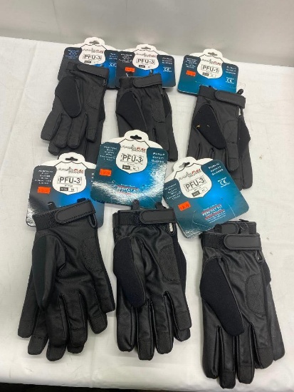 6: Amore Flex Gloves Black Size: S and M