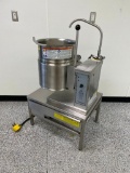 Cleveland KET-6-T 6 Gallon Tilting 2/3 Steam Jacketed Electric Tabletop Kettle & ST28 Stand