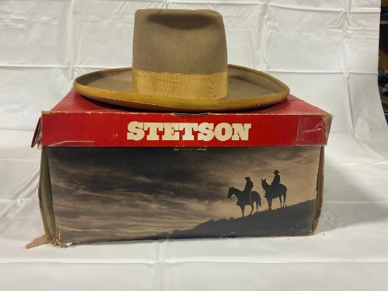 Stetson Round Up Vintage Hat, Used, 1 Small Hole w/ Orig. Box