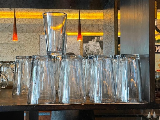 19 Pint Beer Glasses