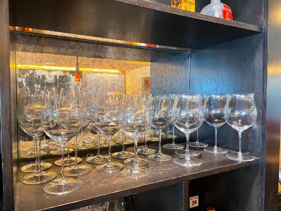 18 Large Red Wine Glasses