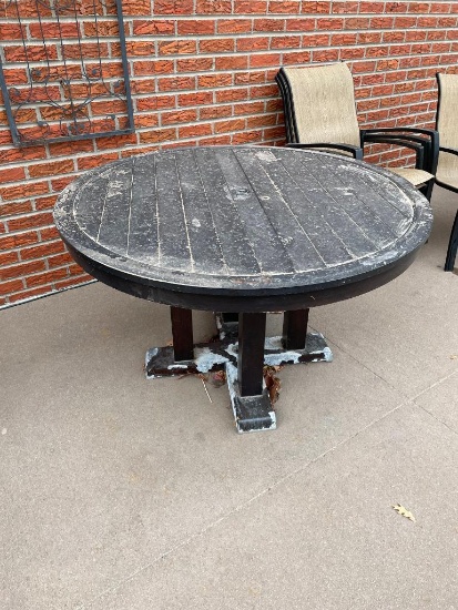 Wood Patio Table, 48in Diameter