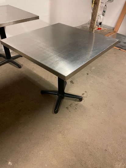 Stainless Steel Top Restaurant Table w/ Single Pedestal Base, 30in x 30in x 29.5in H, High Quality