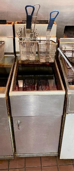 Pitco Frialator Gas Floor Fryer (Approx. 40lb)