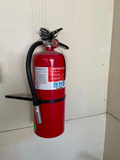 Dry Chemical Fire Extinguisher and Bracket Model: EX3622 Last Certified July 2018