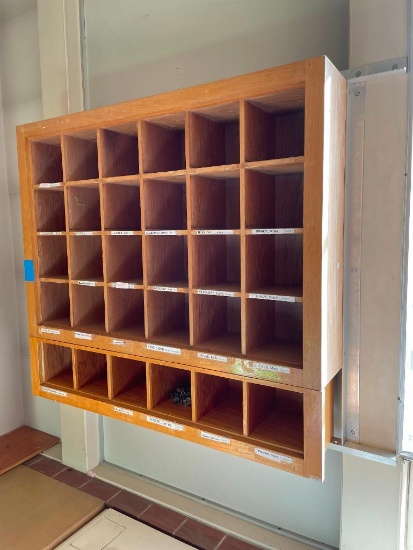 Wall Mount Pigeon Hole Mail Cabinet