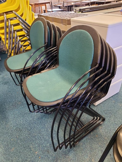 10 Matching Stack Chairs, Sold 10x$