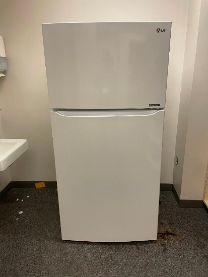 LG Top/Bottom Refrigerator/Freezer Model: LTCS24223W /03 - White - 2029