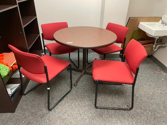 Table w/ 4 Chairs - 2033