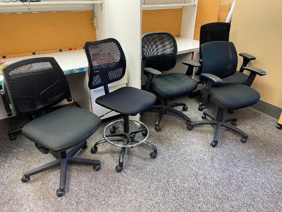 5 Office Chairs, Clean, Black, Modern - One Price for All Five - 2063