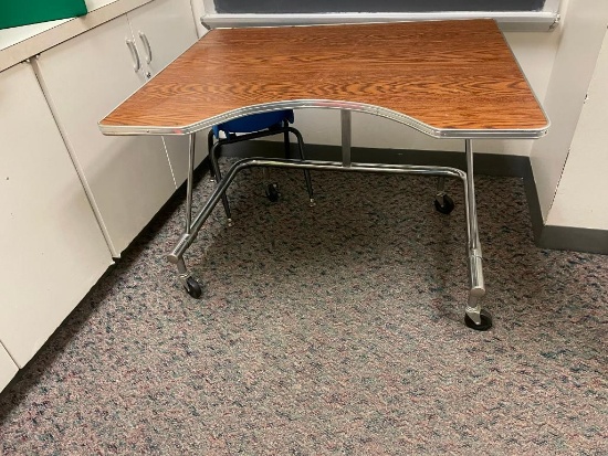 Mobile Desk, Vintage Laminate Top, Metal Band, Chrome Frame - 3029