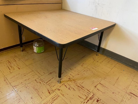 Laminate Top Classroom Table w/ Adjustable Height Legs