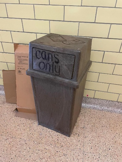 Commercial Waste Receptacle