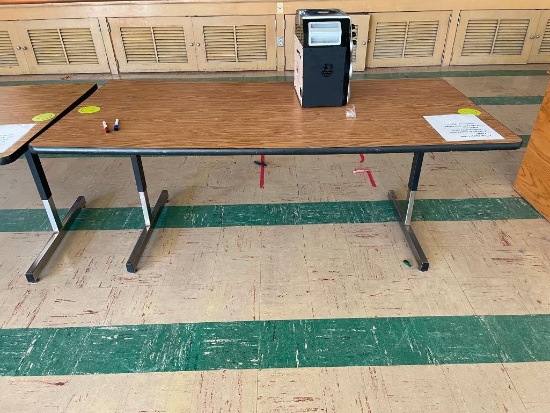 Laminate Top Classroom Table w/ Adjustable Height Legs