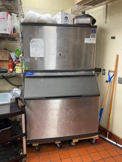 Manitowoc Ice Machine w/ Large Storage Means Hopper
