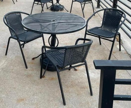 Patio Table w/ 4 Matching Chairs