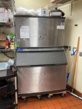 Manitowoc Ice Machine w/ Large Storage Means Hopper