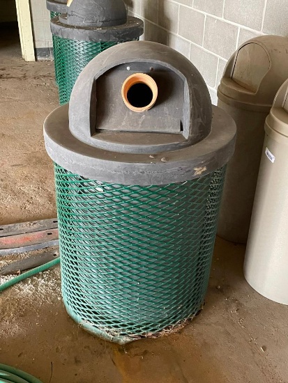 HD Metal Web/Mesh Park Trash Receptacle Container w/ Dome Lid (With Can)