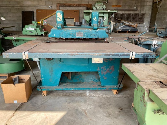 Oliver No. 950 Straight Line Rip Saw, 3ph,