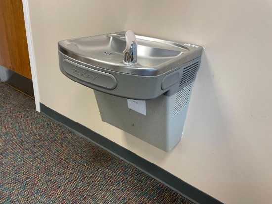 Elkay Drinking Fountain, Buyer to Remove