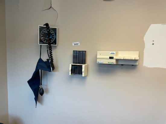 Welch Allyn Wall Diagnostic Set, No Instruments, Blood Pressure Cuff