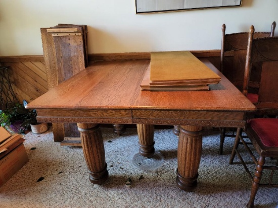 Antique Oak Table w/ 8 Leaves