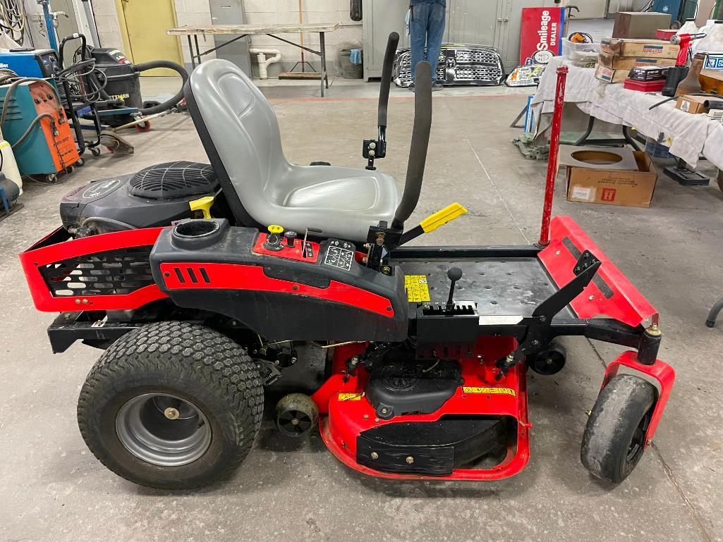 Gravely ZT 42 - Zero Turn Lawn Mower Model: | Proxibid