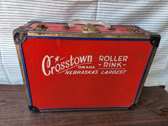 Crosstown Omaha Roller Rink Roller Skate Case w/ Roller Skates