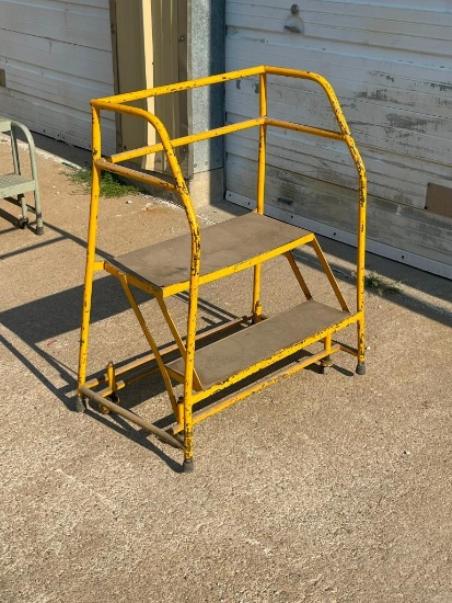 2-Step Mobile Warehouse Step Ladder